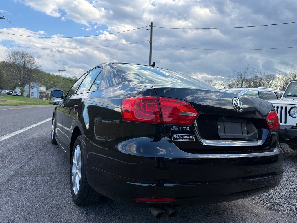 2013 Volkswagen Jetta Image 4