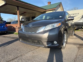 Image for 2013 Toyota Sienna XLE MOBILITY 7-PASSENGER ID: 7367072