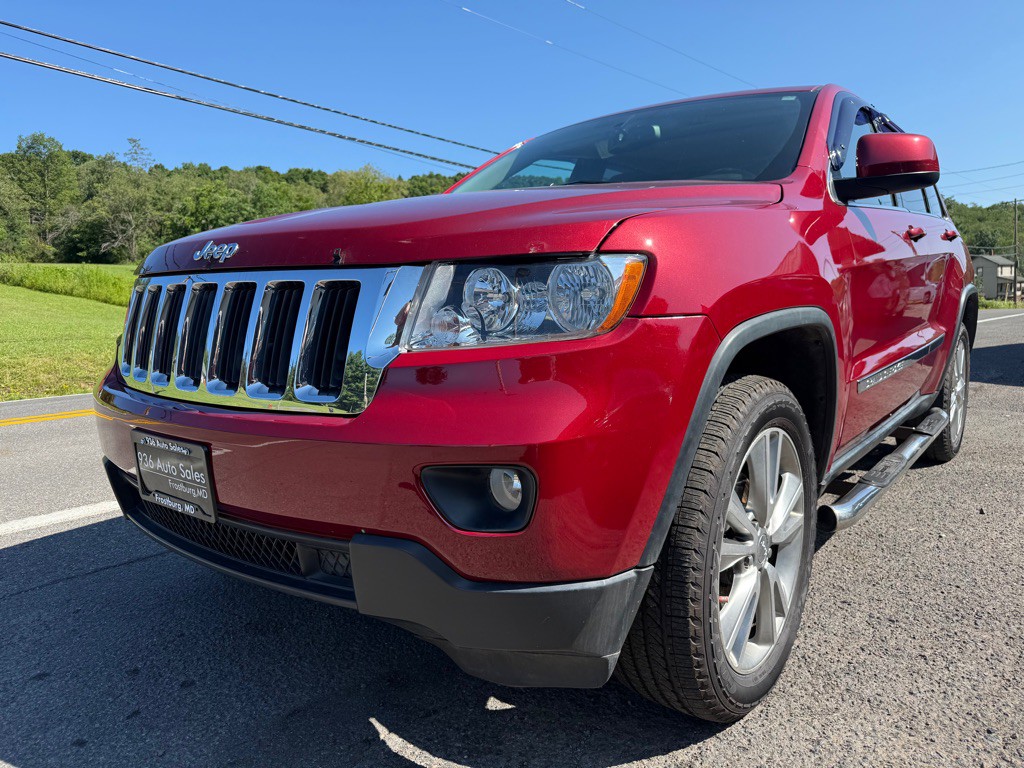 2013 Jeep Grand Cherokee Image 1