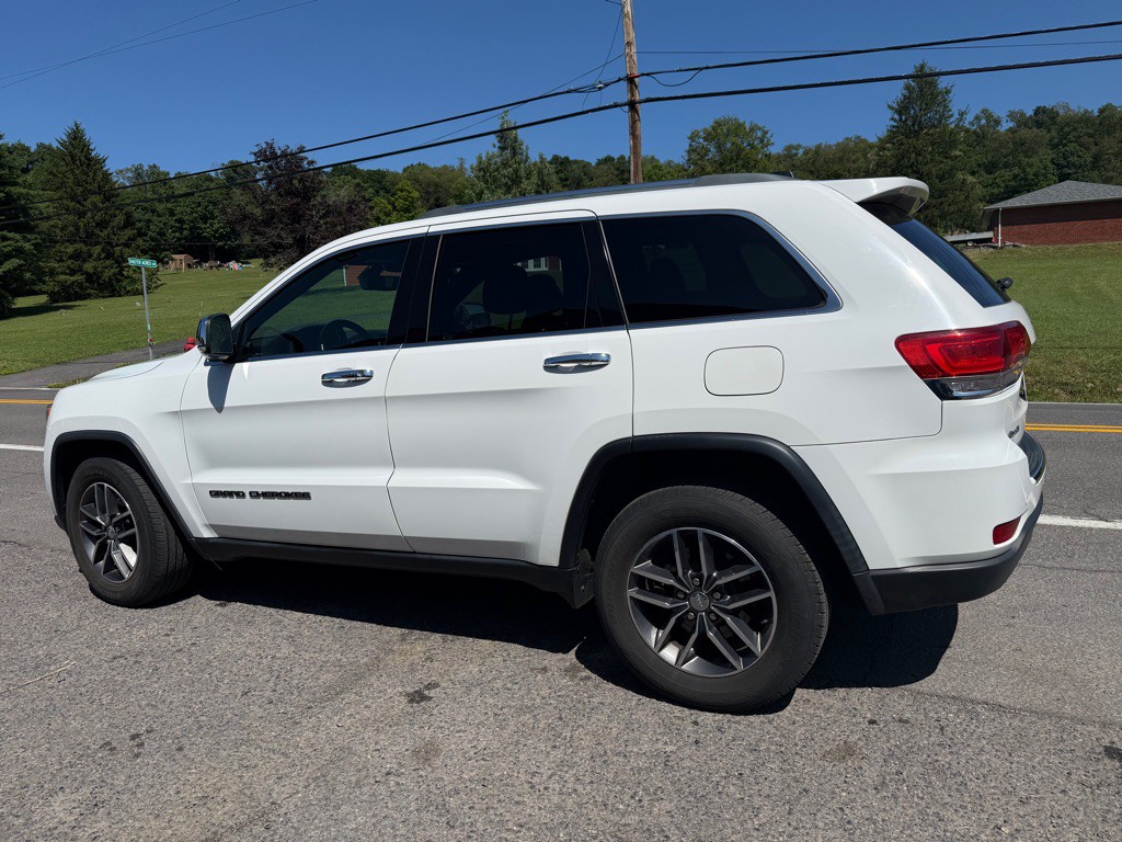 2018 Jeep Grand Cherokee Image 4