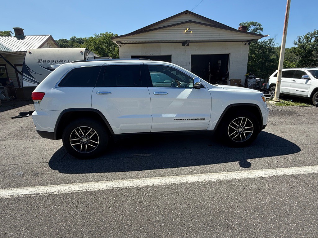 2018 Jeep Grand Cherokee Image 7