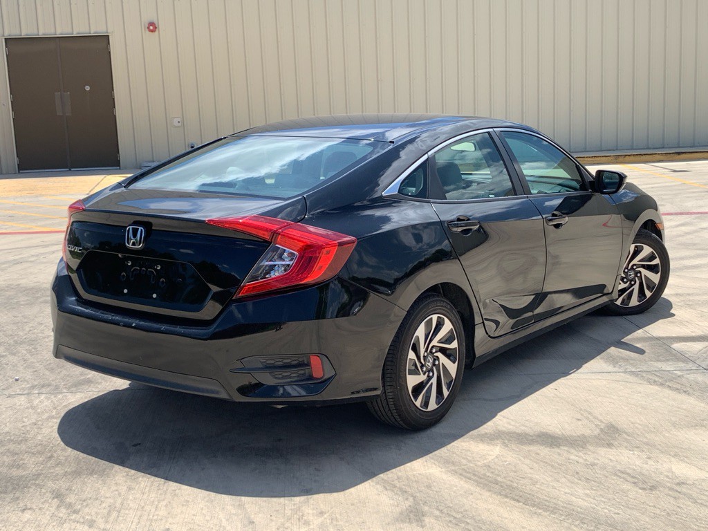 2017 Honda Civic Image 5