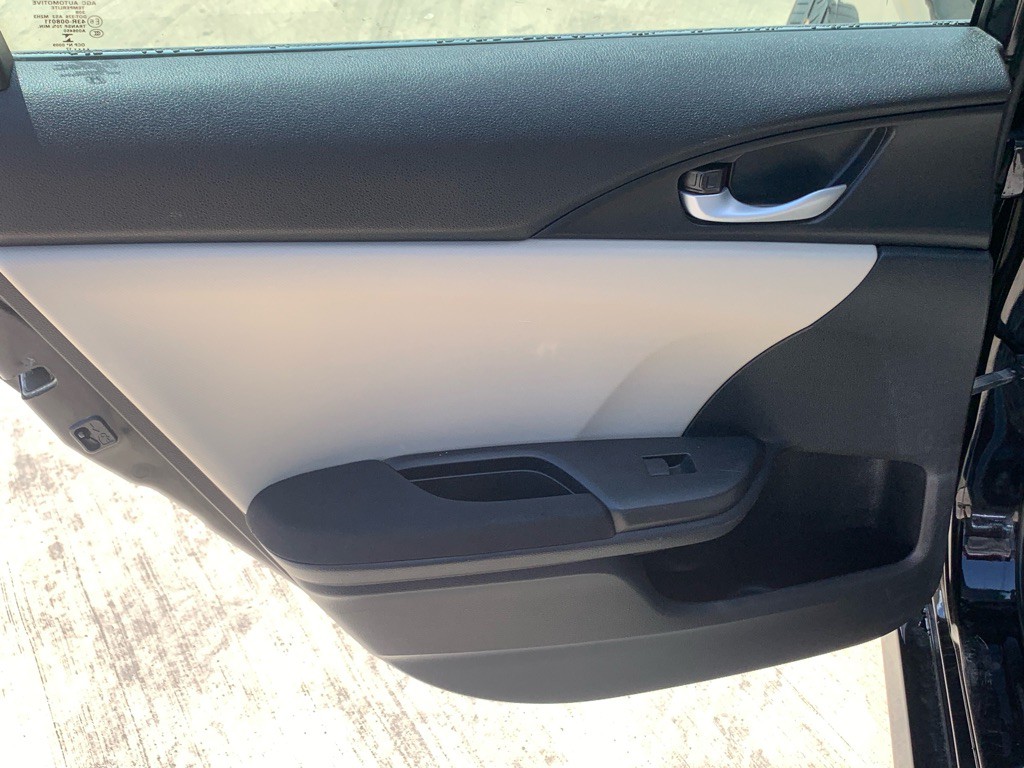 2017 Honda Civic Image 11