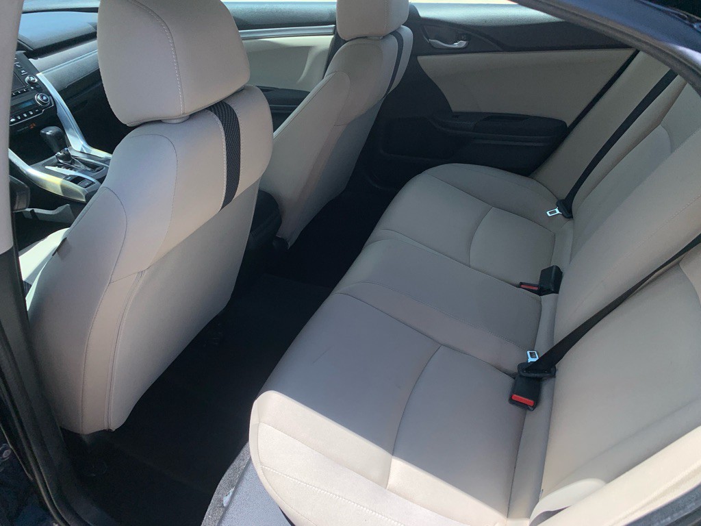 2017 Honda Civic Image 12