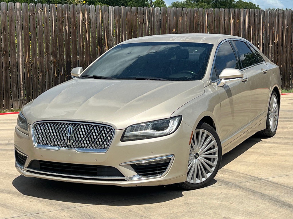 2017 Lincoln MKZ Image 1