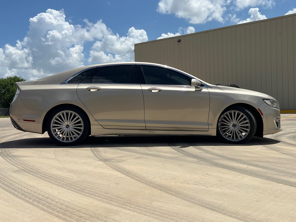 2017 Lincoln MKZ Image 6