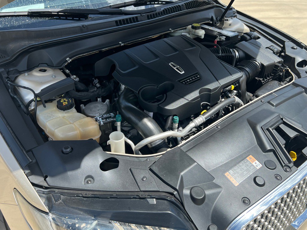 2017 Lincoln MKZ Image 18