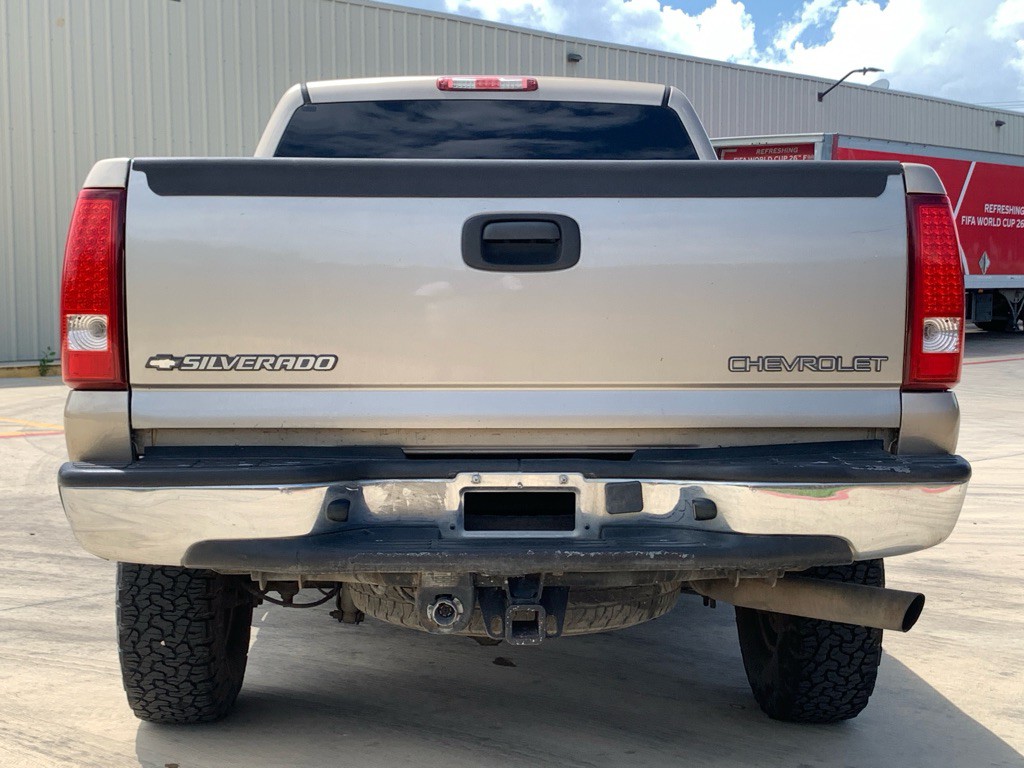 2005 Chevrolet Silverado 1500 Image 4