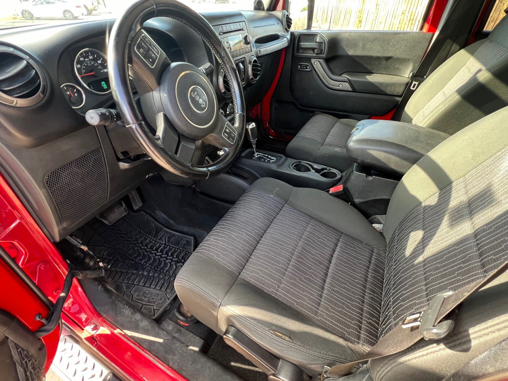2012 Jeep Wrangler Unlimited Image 10