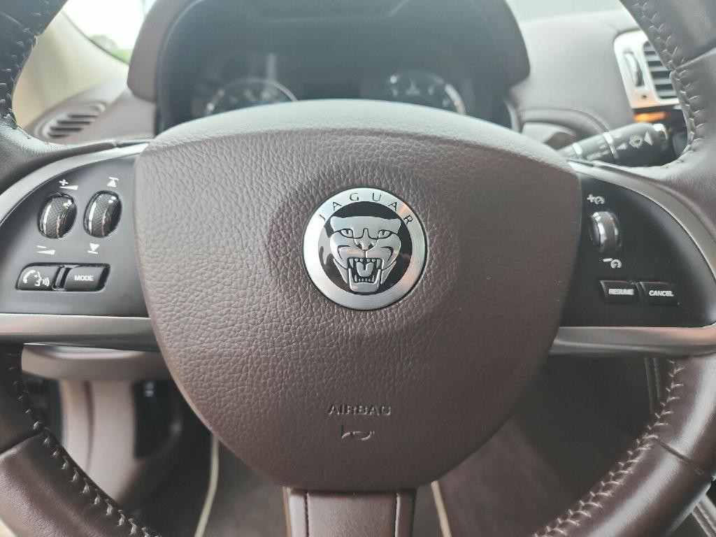 2013 Jaguar XK-Series Image 18