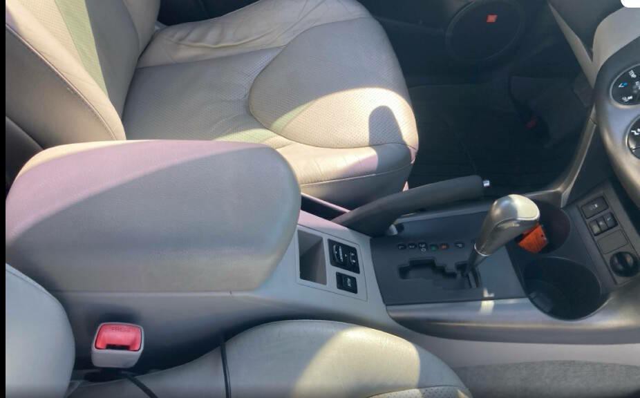 2010 Toyota Rav4 Image 12