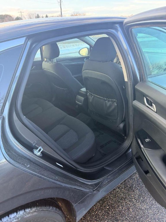 2021 Kia K5 Image 13