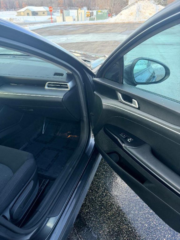 2021 Kia K5 Image 15