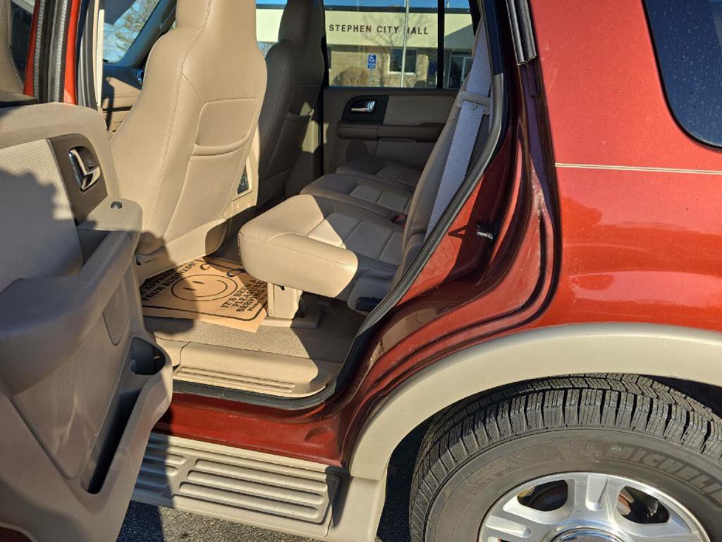 2006 Ford Expedition Image 9