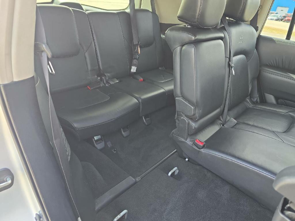 2014 INFINITI QX80 Image 18