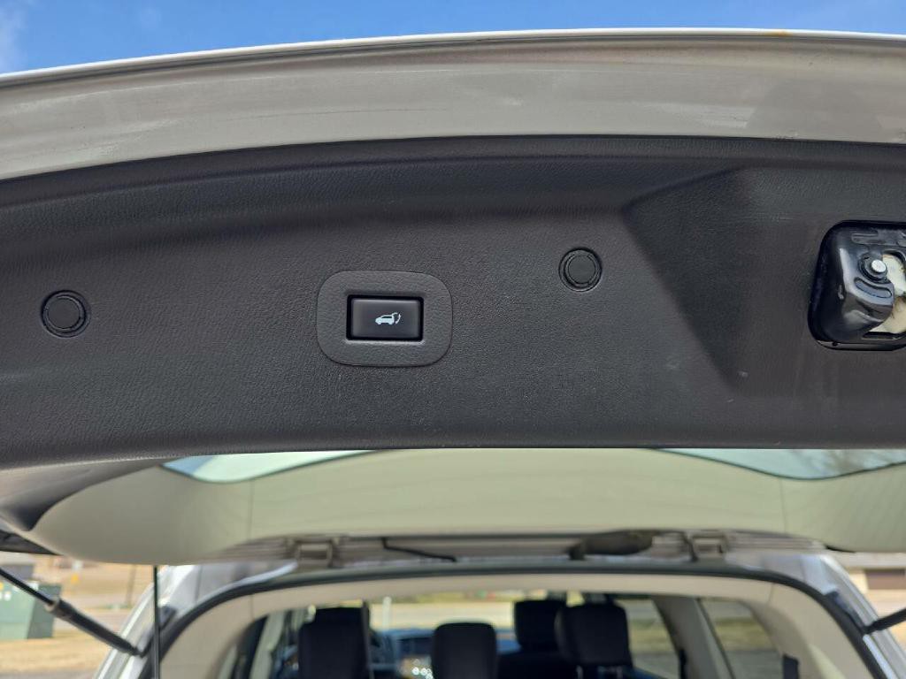 2014 INFINITI QX80 Image 23