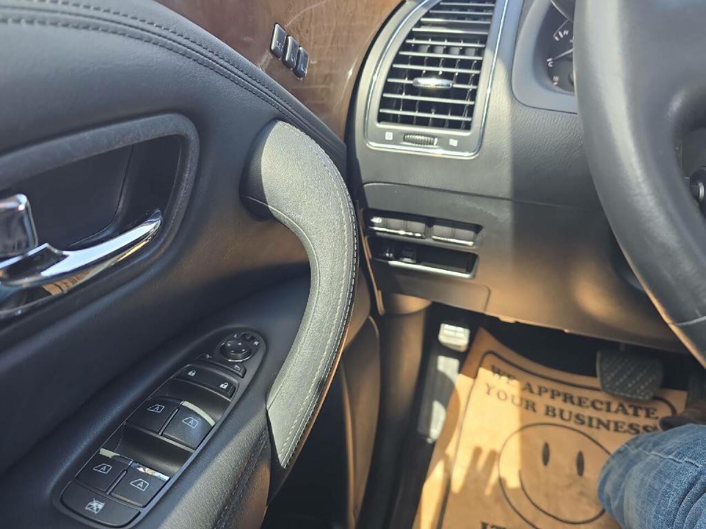 2014 INFINITI QX80 Image 24