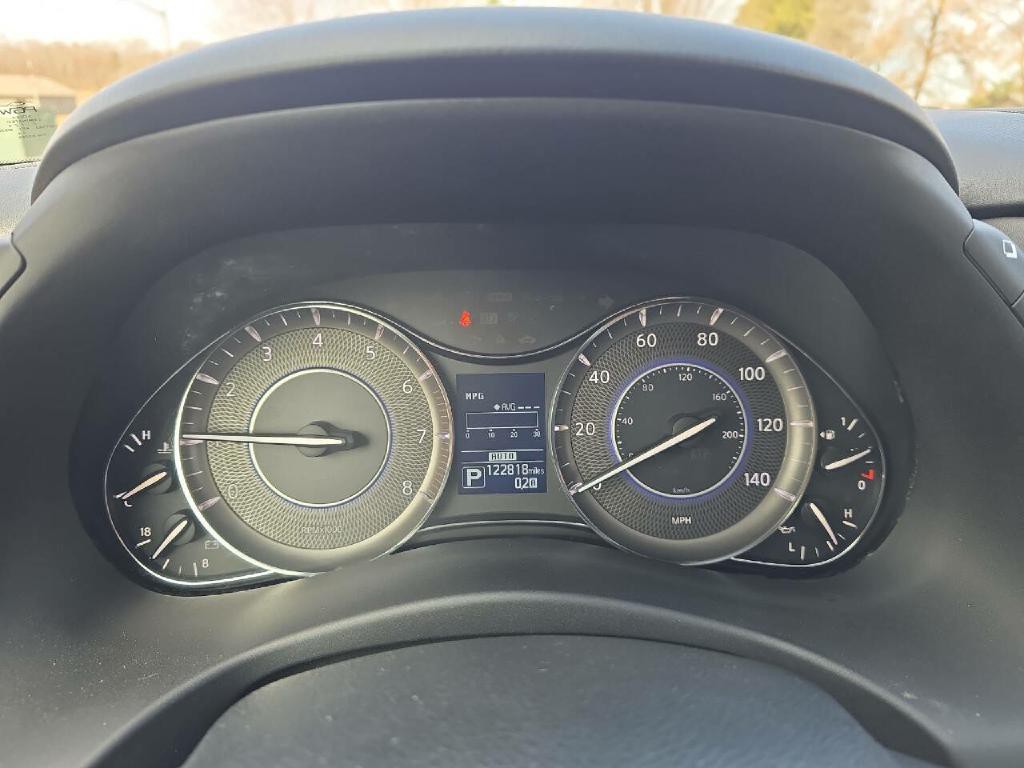 2014 INFINITI QX80 Image 25