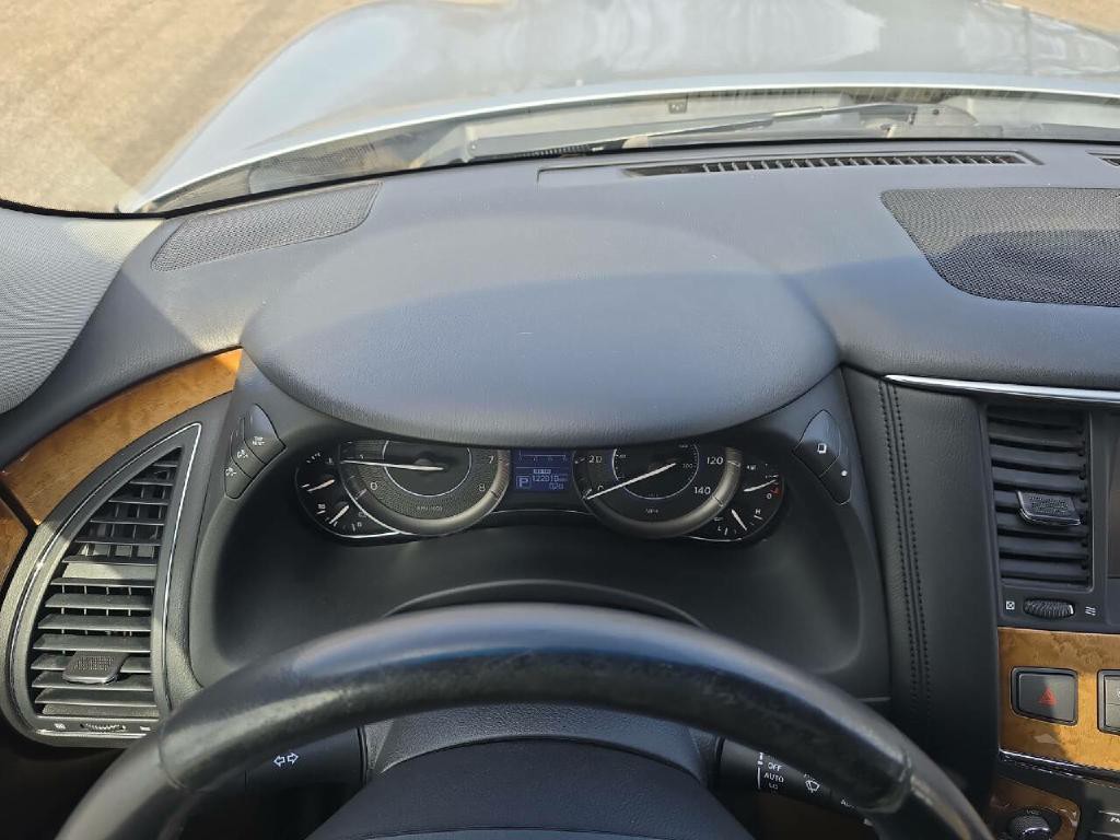 2014 INFINITI QX80 Image 27