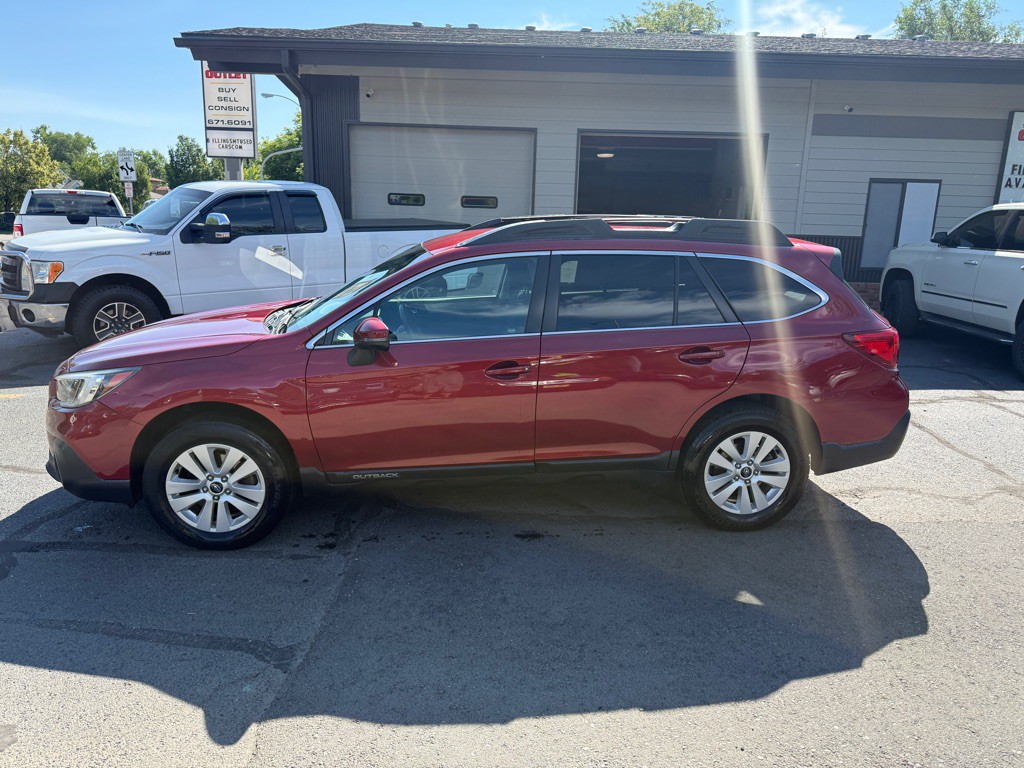 2018 Subaru Outback Image 1