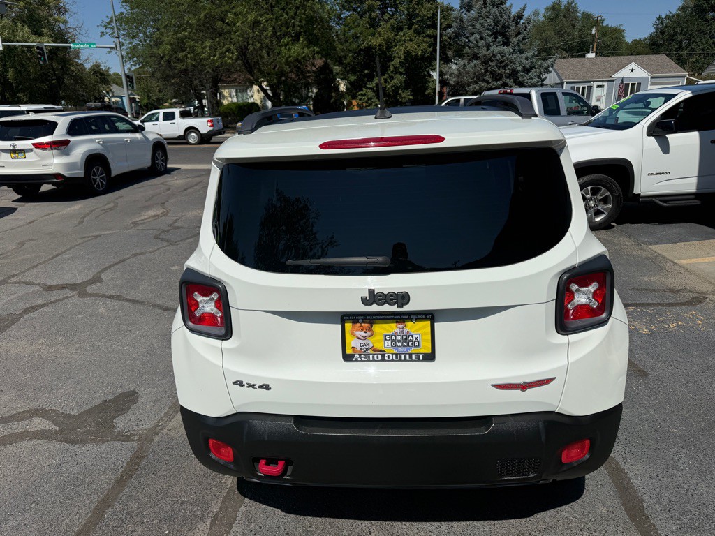 2015 Jeep Renegade Image 3