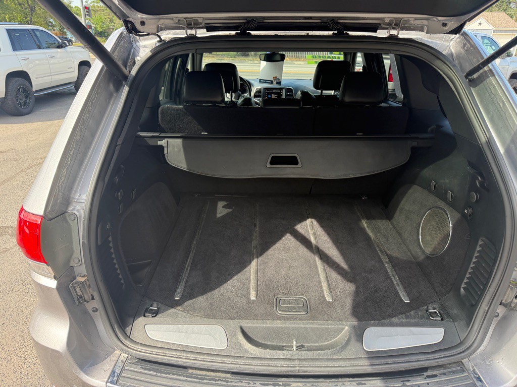 2017 Jeep Grand Cherokee Image 11