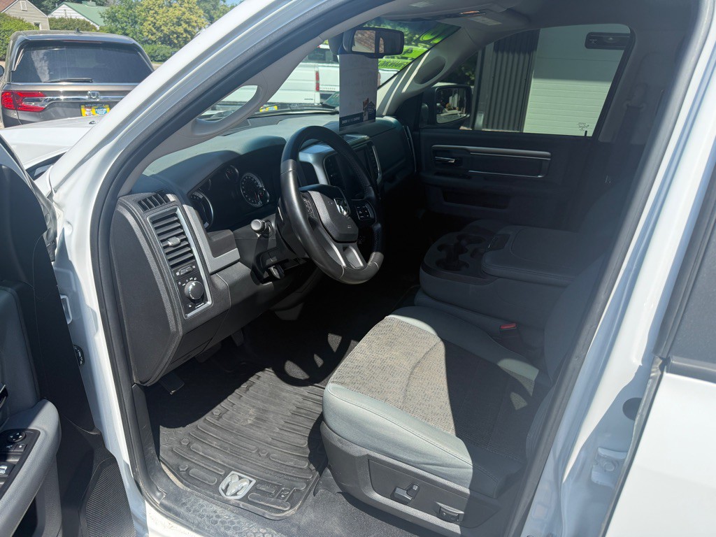 2018 RAM 1500 Image 9