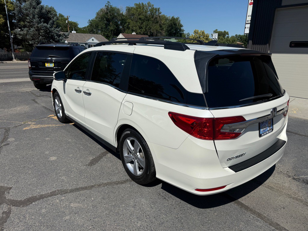 2019 Honda Odyssey Image 2