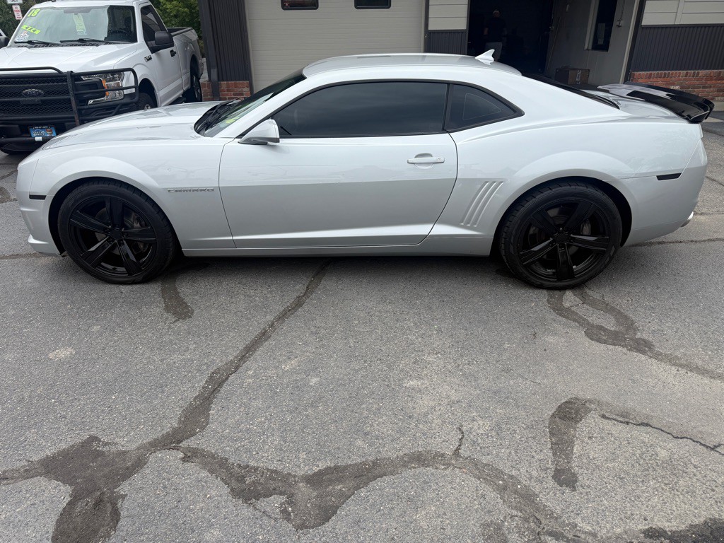 2012 Chevrolet Camaro Image 1