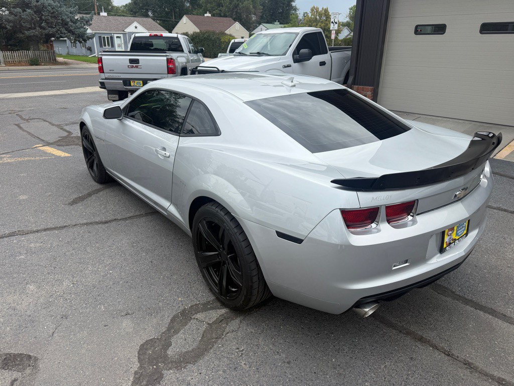 2012 Chevrolet Camaro Image 2