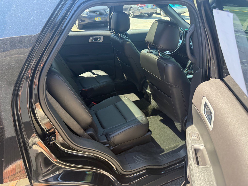 2014 Ford Explorer Image 12