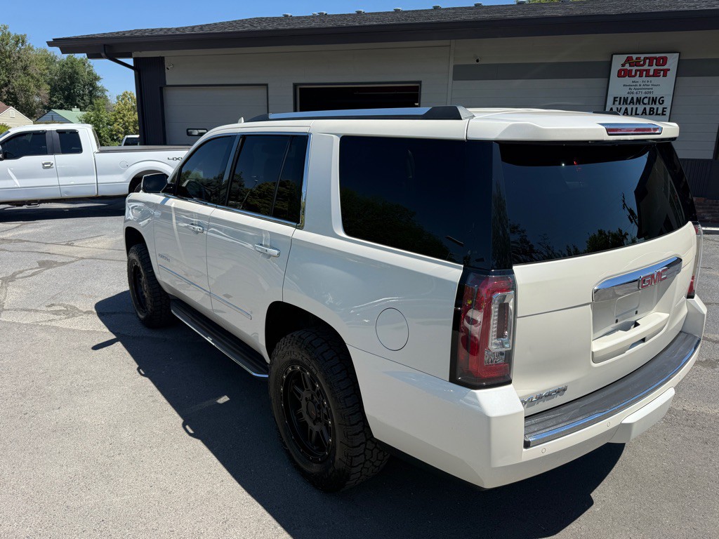 2015 GMC Yukon Image 2