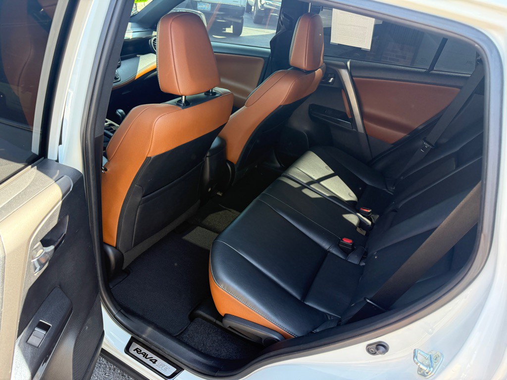 2016 Toyota Rav4 Image 10