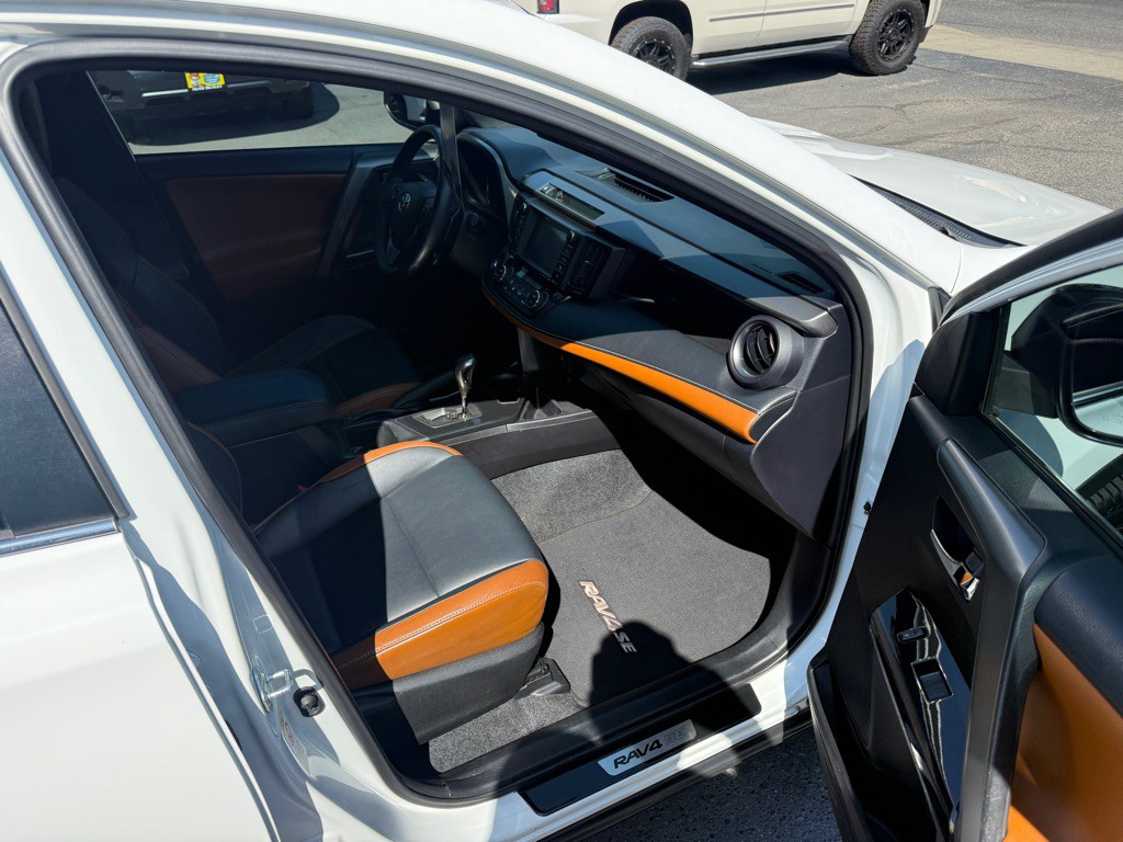 2016 Toyota Rav4 Image 13