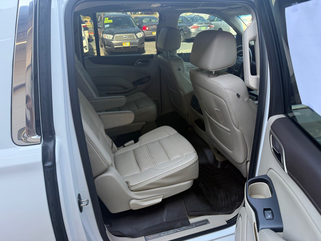 2015 GMC Yukon Image 12