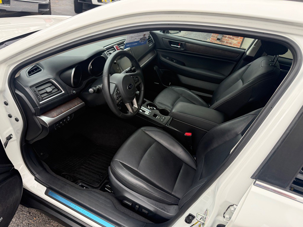2017 Subaru Outback Image 9