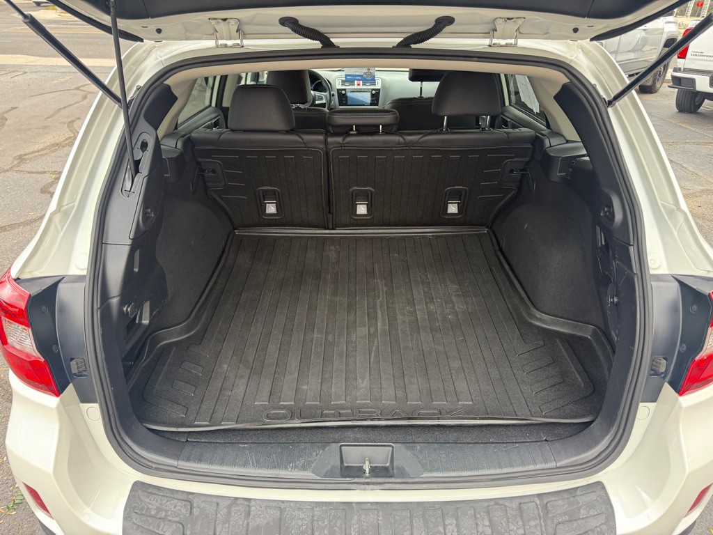 2017 Subaru Outback Image 11