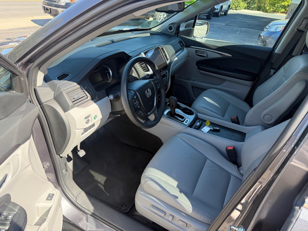 2016 Honda Pilot Image 9