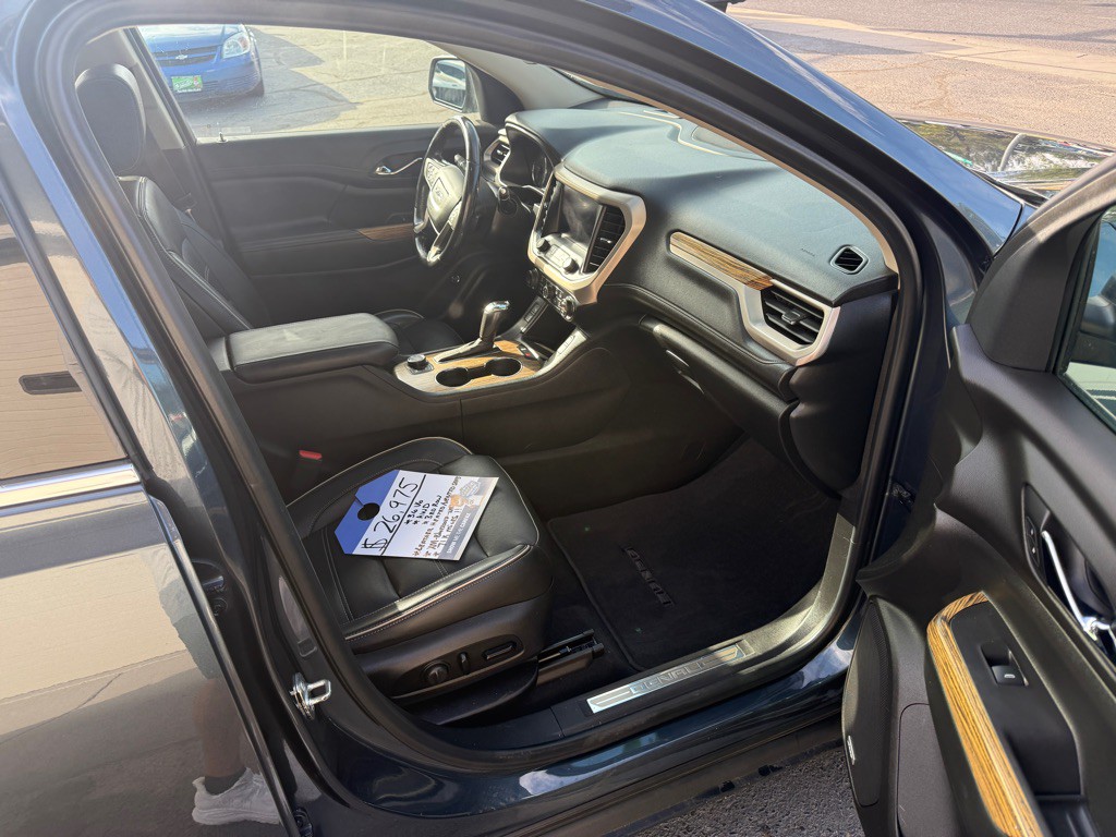 2019 GMC Acadia Image 13
