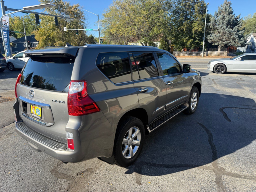 2013 Lexus GX Image 4