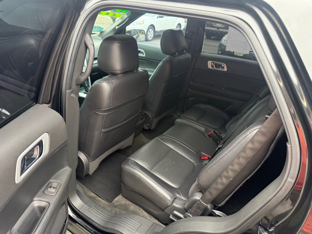 2013 Ford Explorer Image 10
