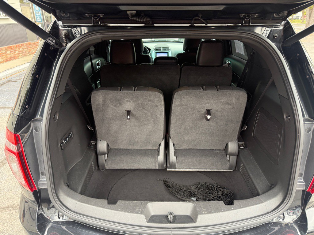 2013 Ford Explorer Image 11
