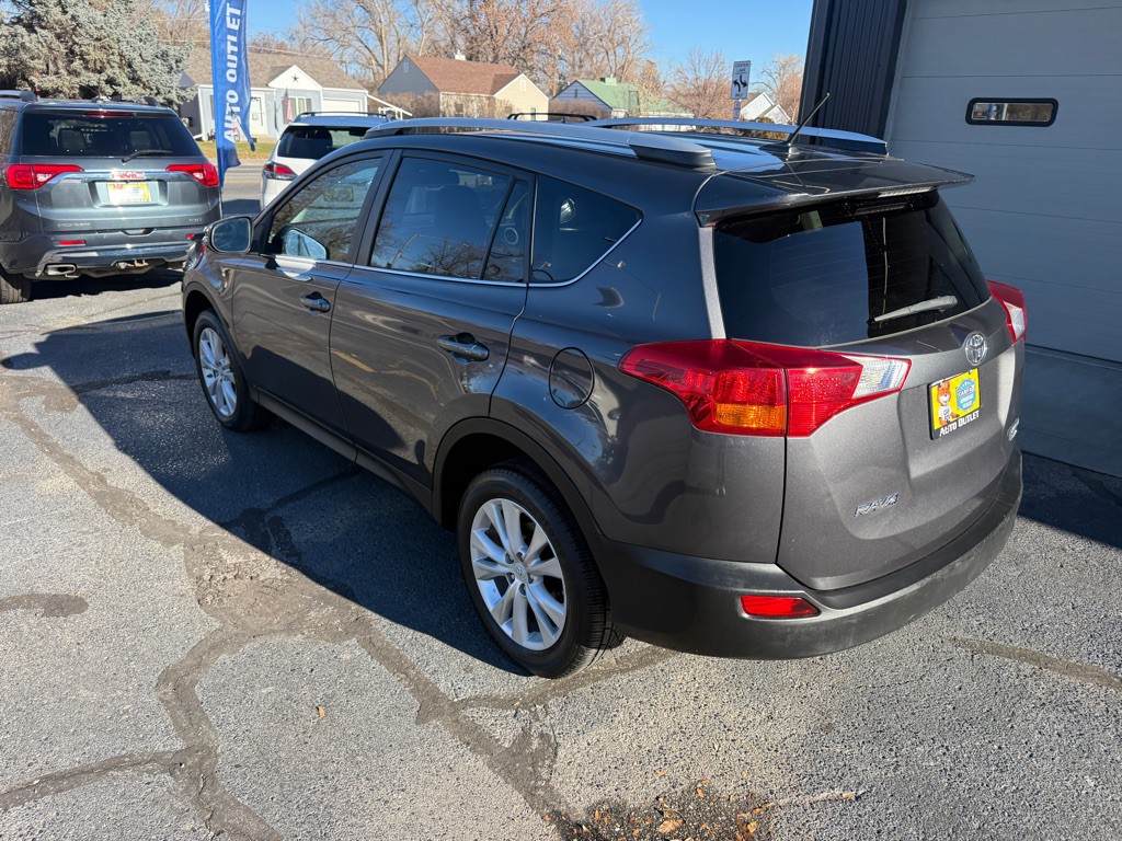 2015 Toyota Rav4 Image 6