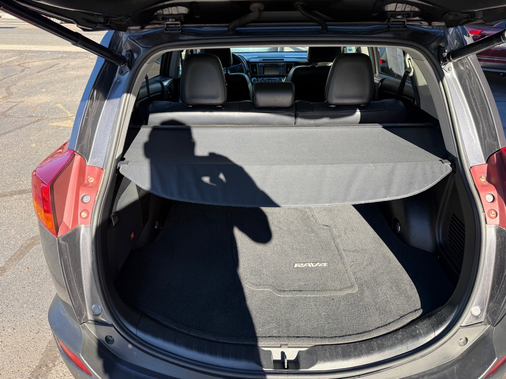 2015 Toyota Rav4 Image 13