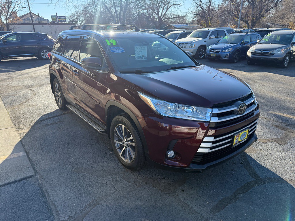 2019 Toyota Highlander Image 6