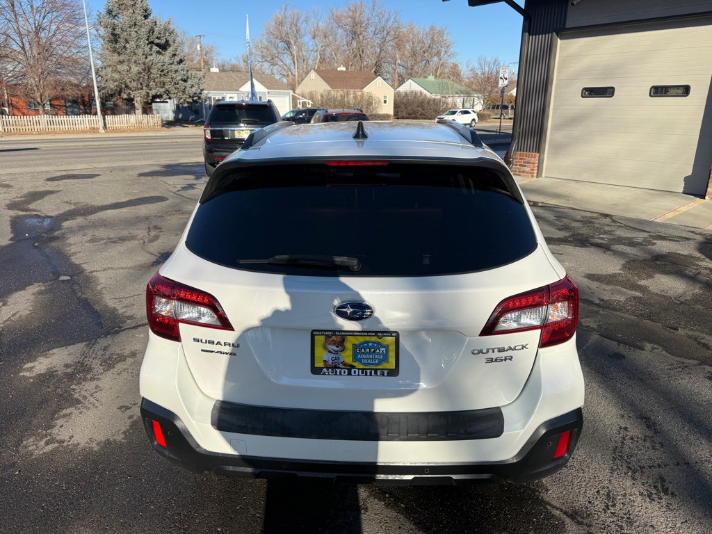 2018 Subaru Outback Image 3