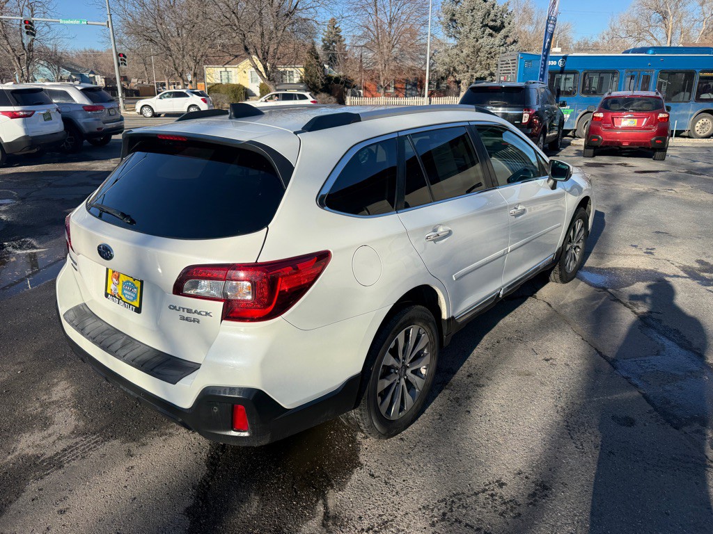 2018 Subaru Outback Image 4