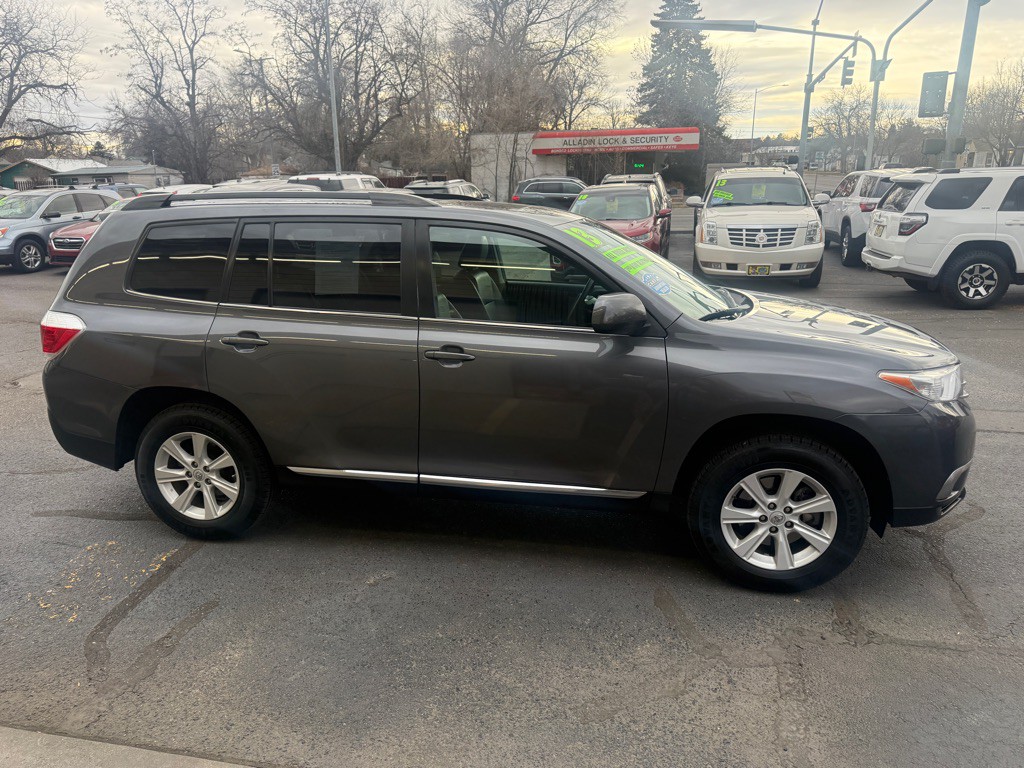 2013 Toyota Highlander Image 5