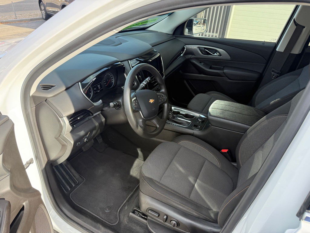 2021 Chevrolet Traverse Image 12