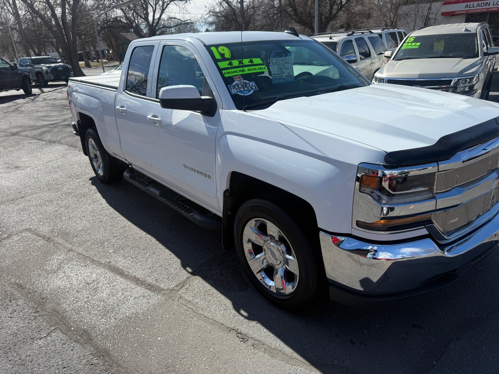 2019 Chevrolet Silverado 1500 Image 2